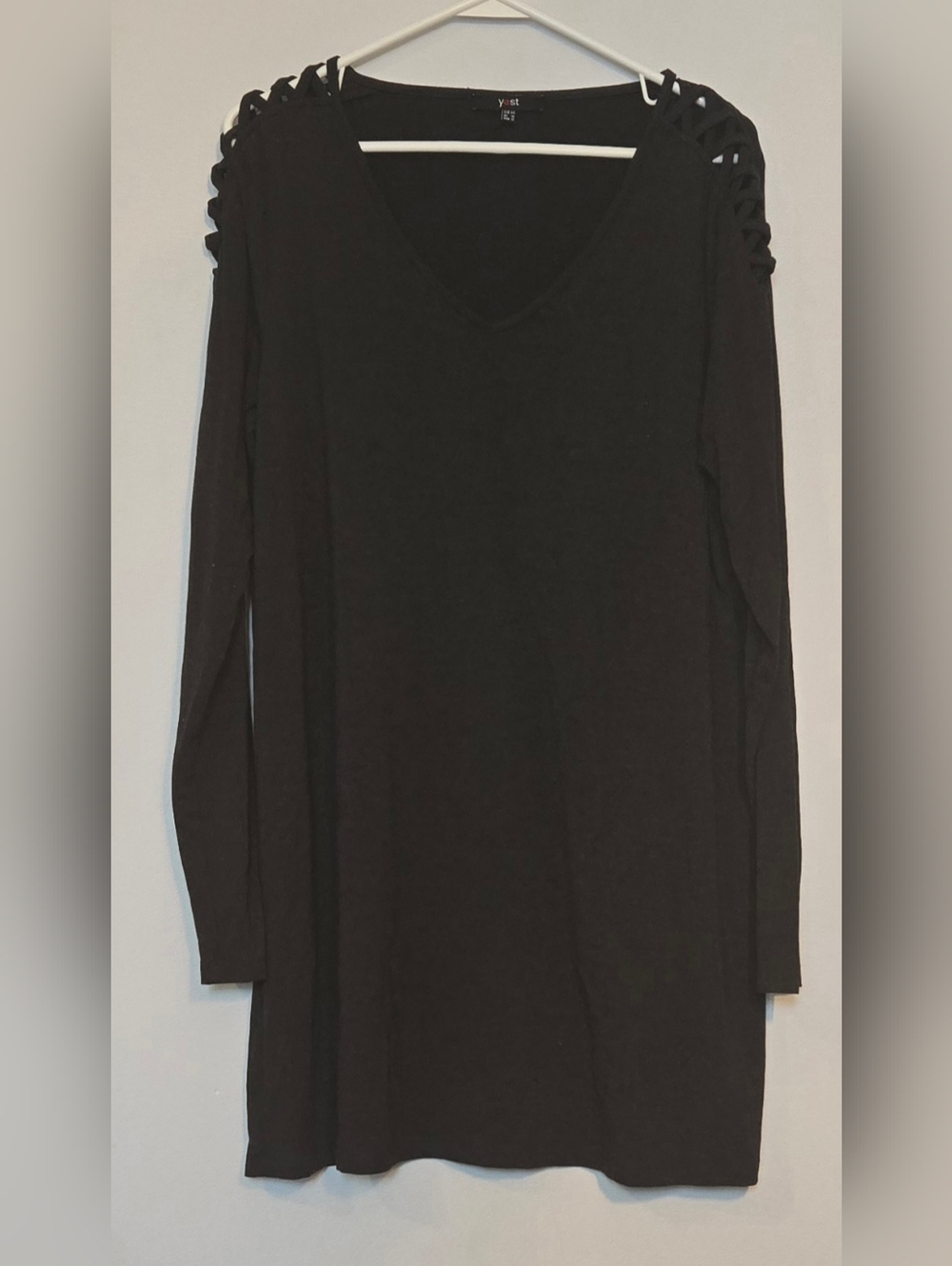 💥4 for $30💥 Yest Black Long Sleeve Tunic with Braided Shoulder Detail  size 12